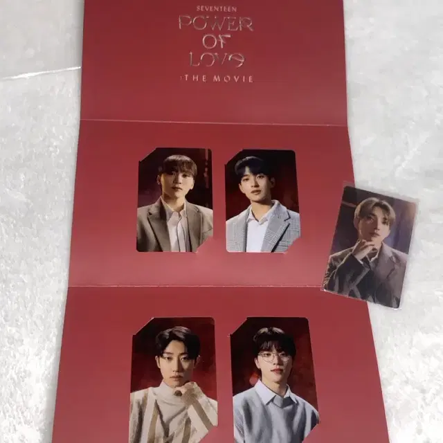 세븐틴 파오럽 특전 투명포카 팔아요! (보컬+퍼포 섞여있어요)