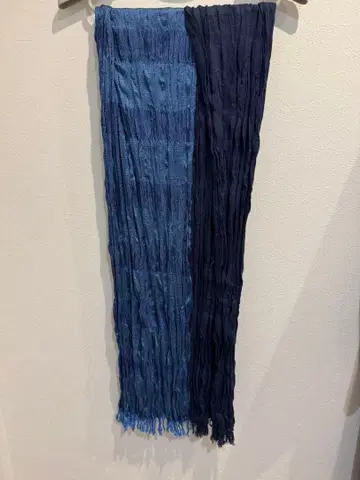 ISSEY MIYAKE MEN 스톨 블루x네이비