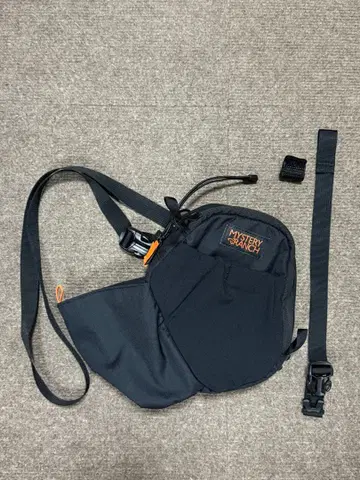 미사용 새상품 미스터리 랜치 윙맨 멀티 포켓