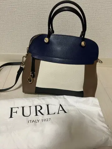 FURLA 가죽 숄더백 멀티 컬러 네이비