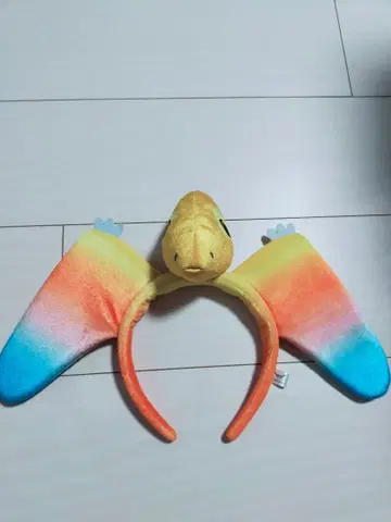 컬러풀 날개 봉제 인형 머리띠