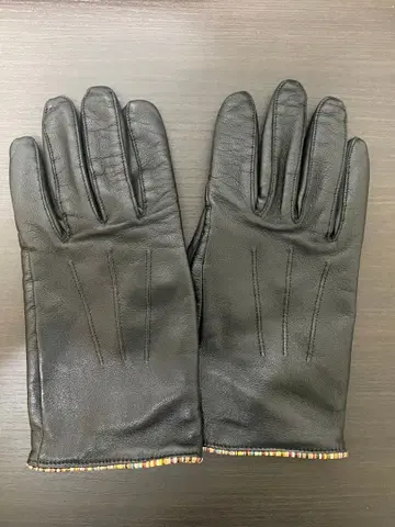폴 스미스 블랙 가죽 장갑