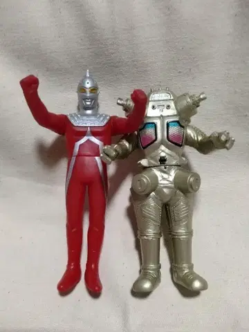 반다이 울트라 세븐 킹 조 2002 소프트 비닐 2체 세트