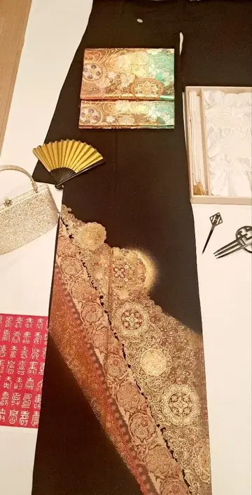 새상품급 럭셔리 블랙 전통 예복 기모노 금은채 비익 봉제 풀세트