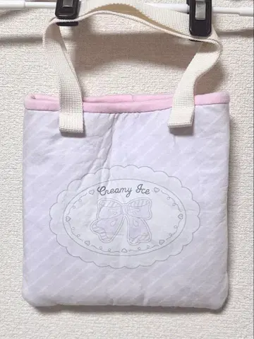 크리미 아이스 핸드백 옅은 핑크