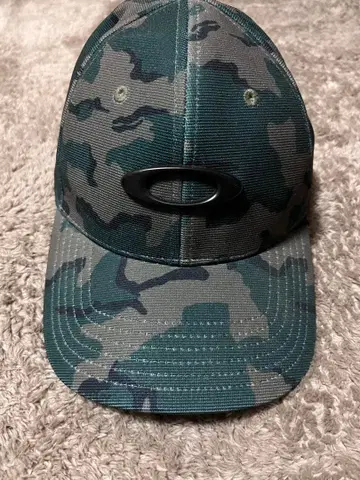 Oakley 카모플라쥬 캡