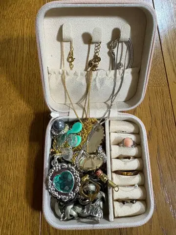 유품 정리 쥬얼리 박스 반지 목걸이 쇼와 레트로 빈티지 미니멀리스트