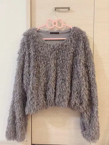 GORGE 그레이 퍼 긴팔 스웨터