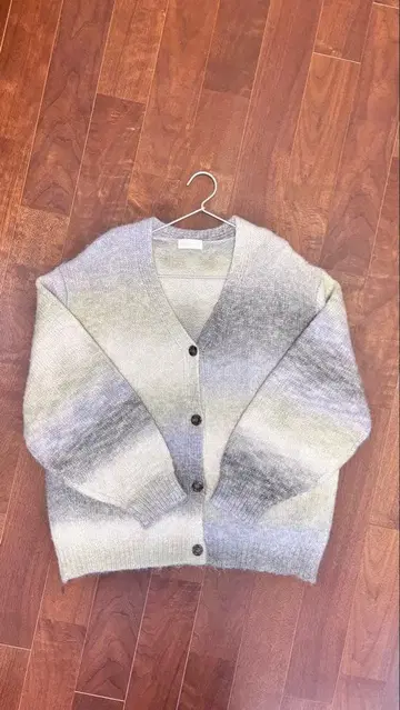 가디건 그라데이션