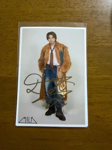 M!LK 시오자키 타이치 사인 포함 브로마이드