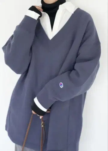 SLOBEIENA [챔피온] 별주 V넥 맨투맨