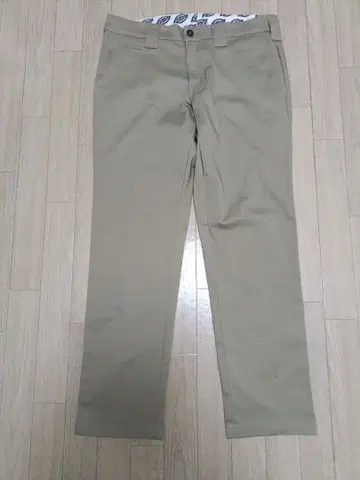Dickies 디키즈 베이지 치노 팬츠 시착만 한 상품