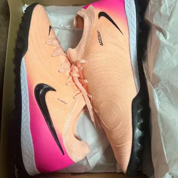 리액트 팬텀 GX 2 프로 TF 26cm