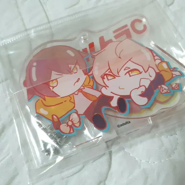 우우울트라C 아크릴 스탠드 키체인 벨시로