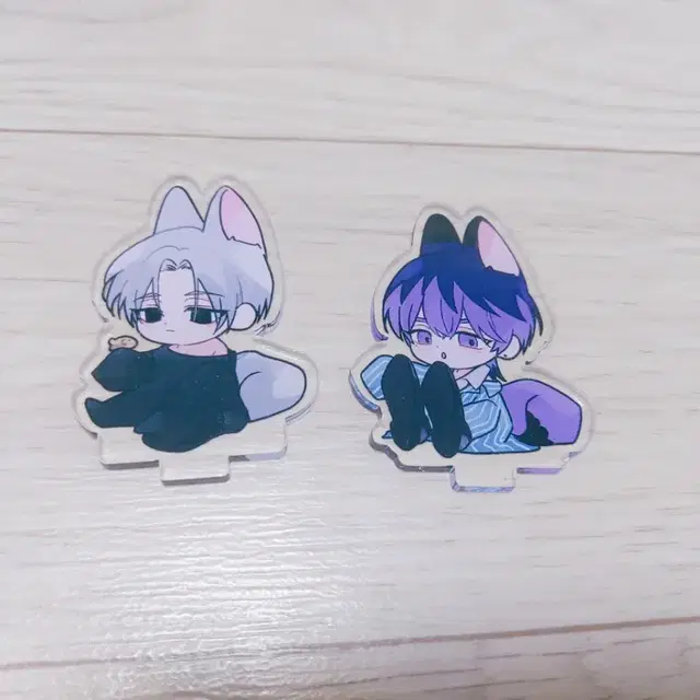 도리벤 범천 마이키 린도 비공굿 아크릴스탠드 팝니다