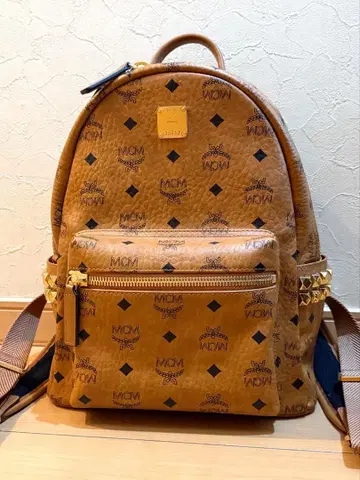 MCM 스타크 사이드 스터드 백팩 S 사이즈