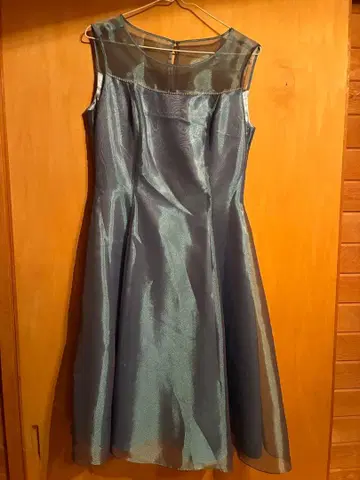 파란색 A라인 드레스 숄 포함