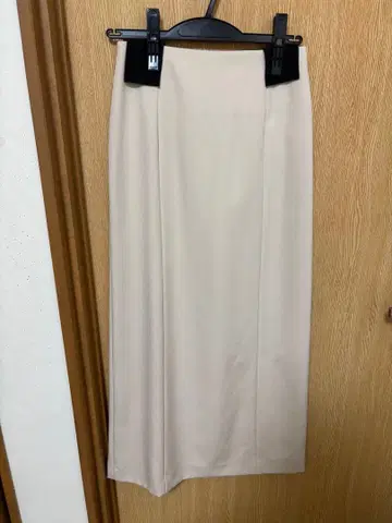 Andemiu 타이트 스커트