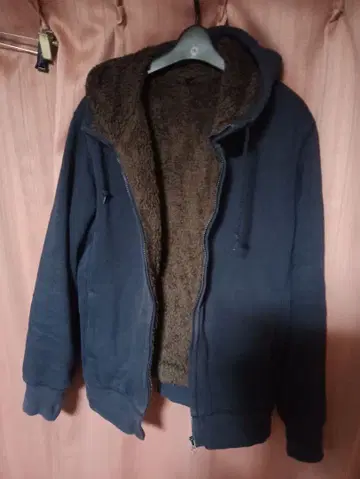 UNIQLO 복슬복슬 퍼 안쪽 후드 부착 후드티