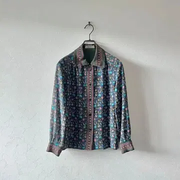 빈티지 올 패턴 셔츠 안감 꽃무늬 레트로 팝 걸리시 오샤레 컬러풀