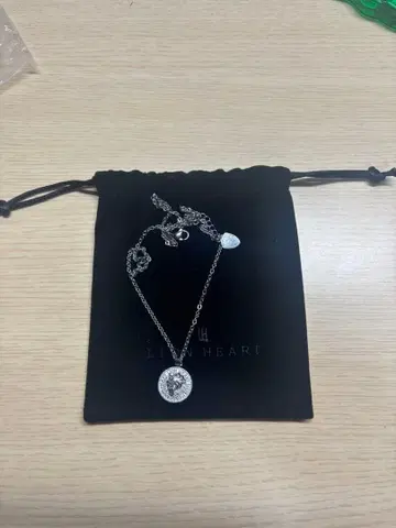 라이온 하트 목걸이