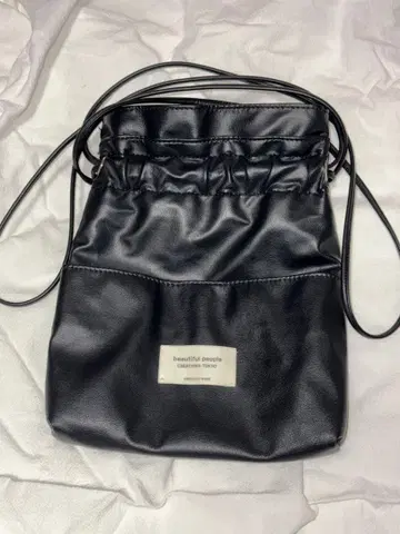 뷰티풀 피플 블랙 숄더백