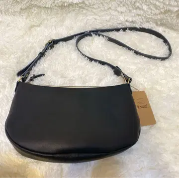 새상품 kanmi 칸미 피타빵 숄더백 블랙