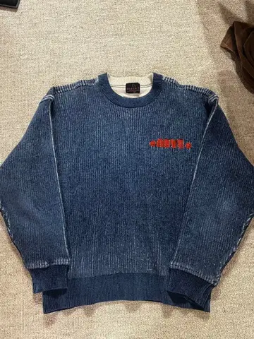 산타페 트레이닝복 맨투맨 스웨터 니트