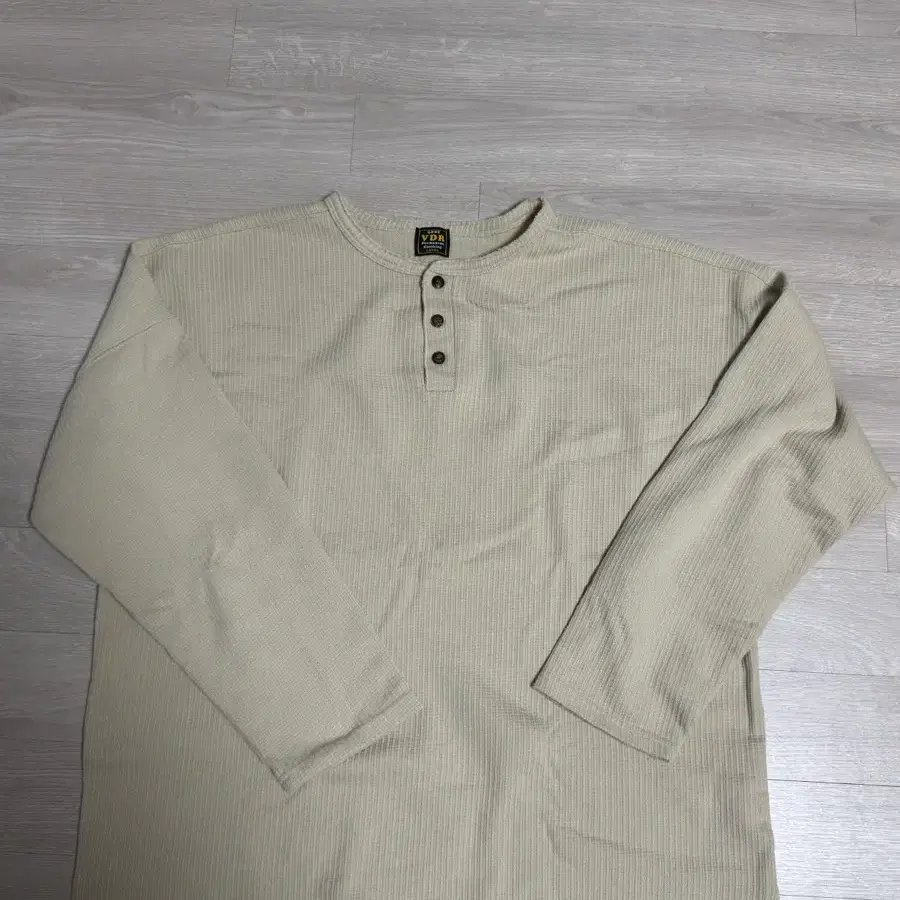 VDR Waffle Henry Neck Long Sleeve T-shirt L Ivory