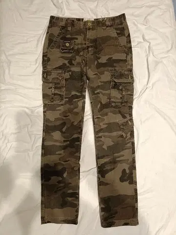 카고 팬츠 카모 패턴