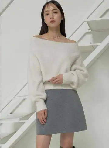 그레이 플레어 스커트