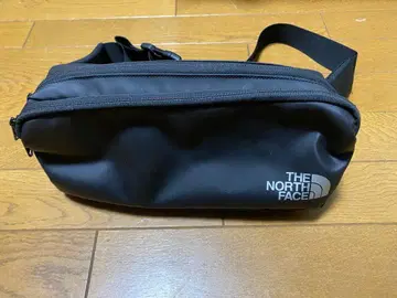 THE NORTH FACE 바디백 블랙