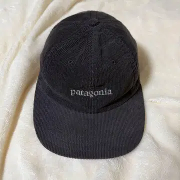 Patagonia 코듀로이 캡 블랙