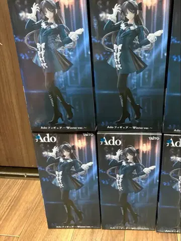 Ado 피규어 Winter ver. 라운드원 한정판 4개 세트