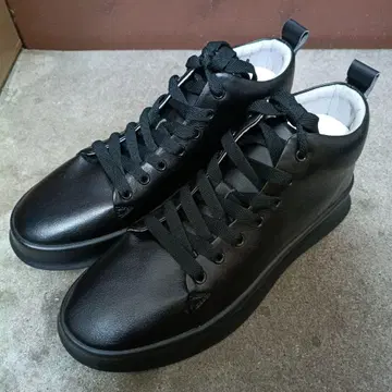 시크릿 스니커즈 블랙 8cm 업 통굽 이너 26