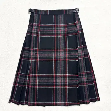 새상품급 오닐 오브 더블린 체크 울 벨트 스커트 S 블랙 계열