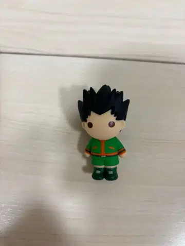 곤 소형 피규어