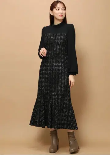 미슈마슈 라메 트위드 뷔스티에풍 도킹 원피스