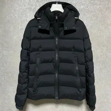 [ 새상품급 ] 타트라스 TATRAS 볼보레 다운 자켓 블랙 L