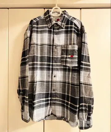 TOMMY JEANS 브러시 플란넬 체크 셔츠