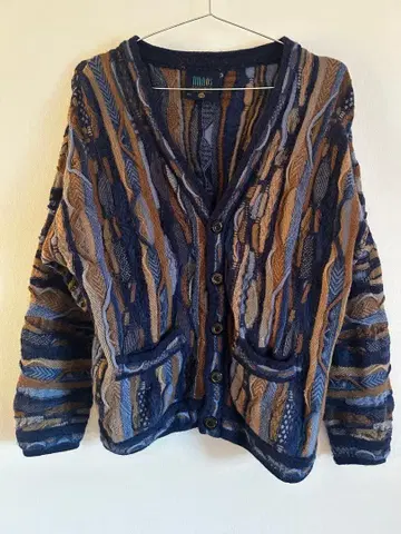 COOGI풍 숏 기장 가디건