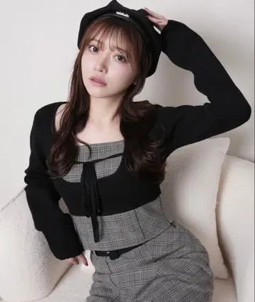 [ LIPSERVICE ] 코르셋 체크 상의