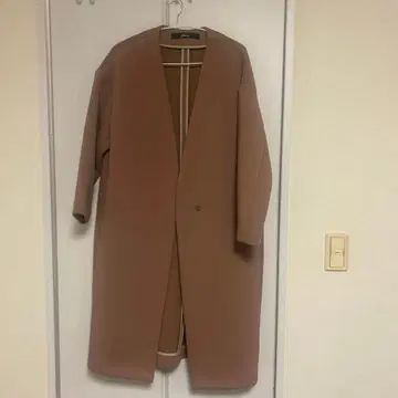 스카디 베이지 롱 코트