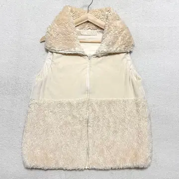 새상품급 PRISTINE  충전솜 퍼 집업 베스트 M