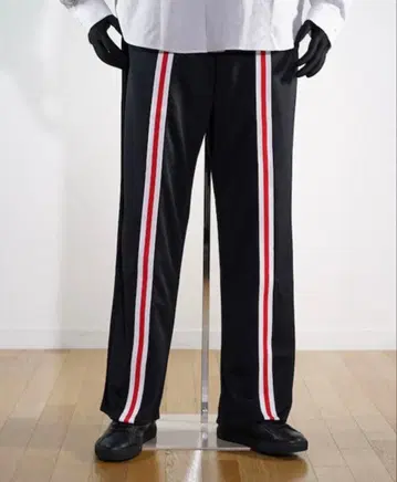 KAIKO TRACK PANTS 블랙 레드