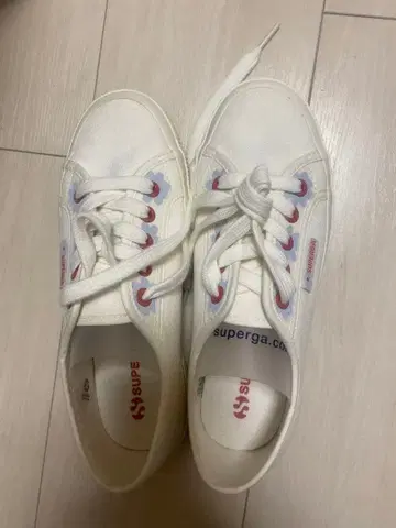 SUPERGA 화이트 스니커즈