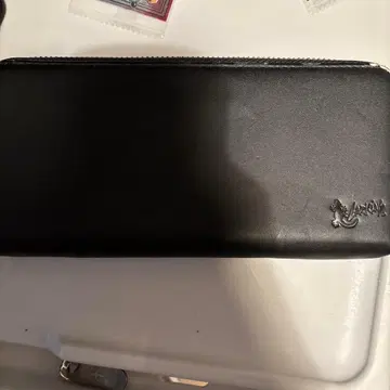 [ 선착순 ] LARKiNS  장지갑