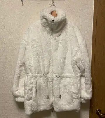 PELLICULE plump fur zip coat WHITE