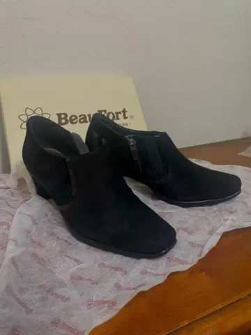 뷰포트 블랙스 스웨이드 부티