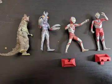 디지털 그레이드 DG 울트라맨 조피 발탄 성인 베무라 4체 세트